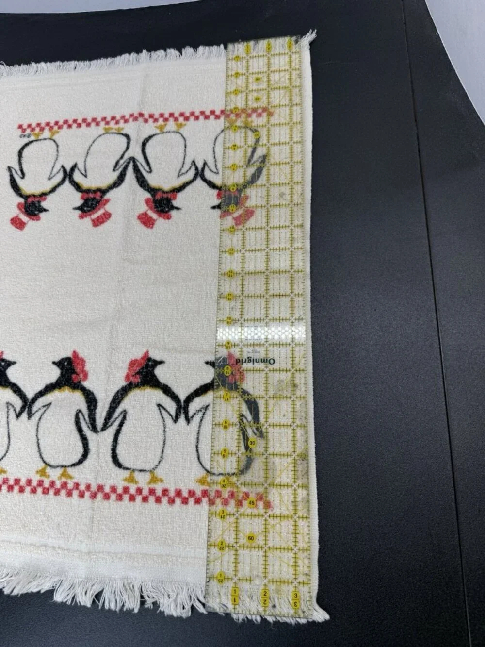 Set Of 2 Vintage Kitchen Hand Dish Towel Dancing Penguins Top Hat
